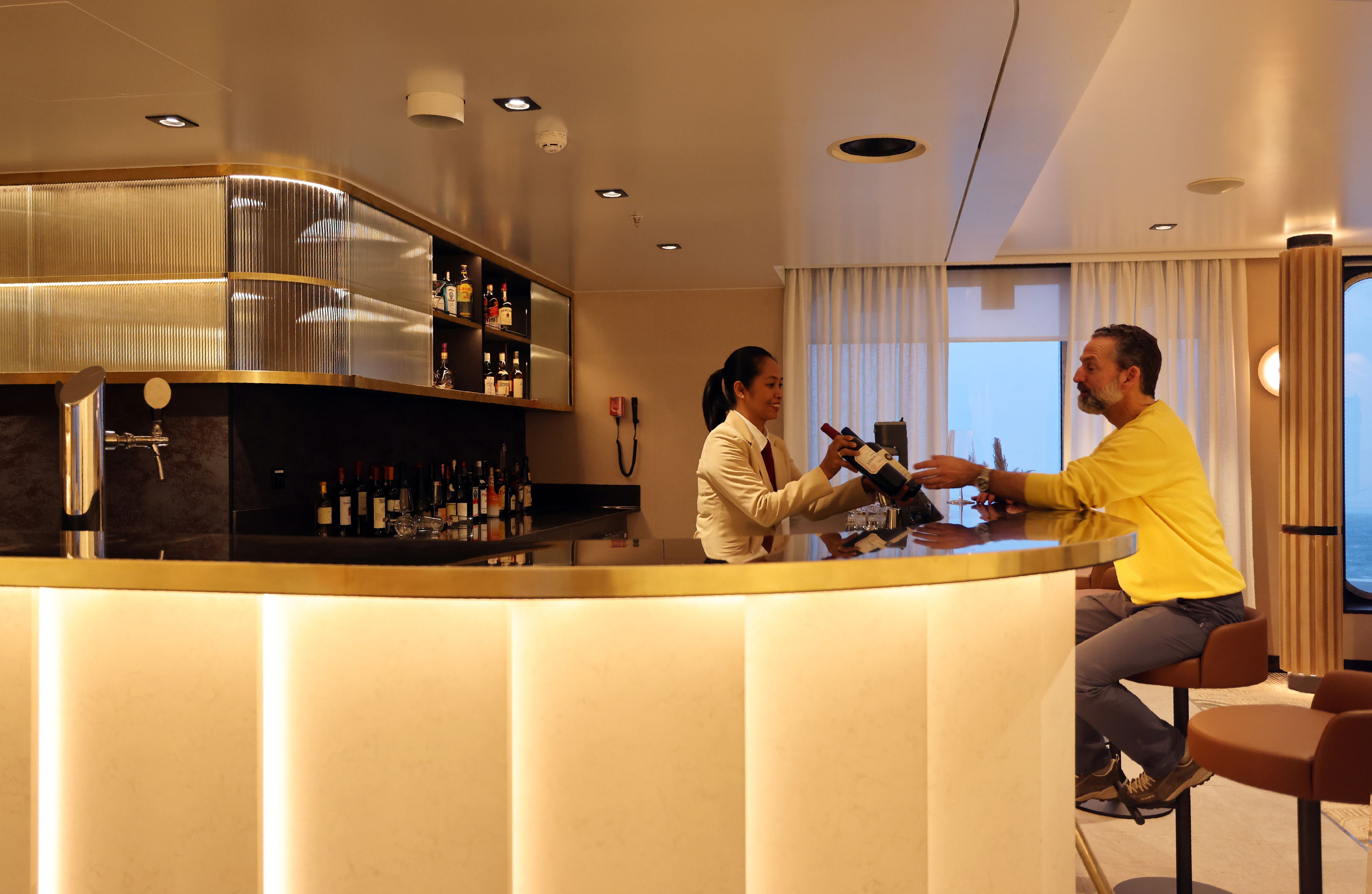 The Observation Lounge on SH Minerva